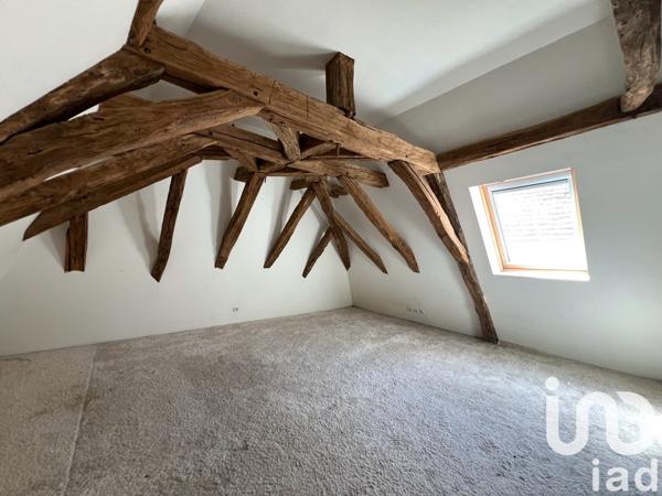 Maison 4 pièces de 104 m² à Mouleydier (24520)