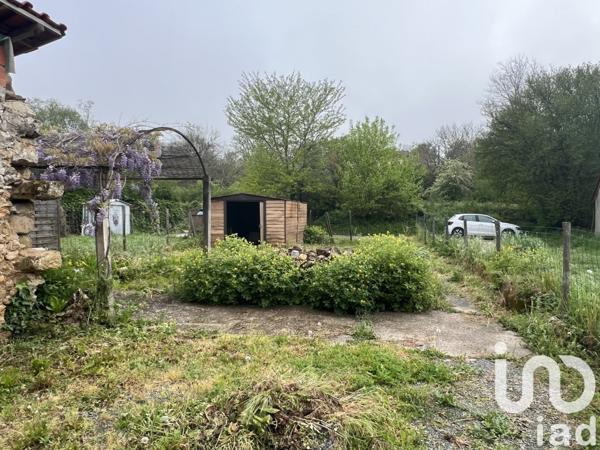 Maison 4 pièces de 104 m² à Mouleydier (24520)