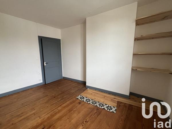 Maison 4 pièces de 104 m² à Mouleydier (24520)