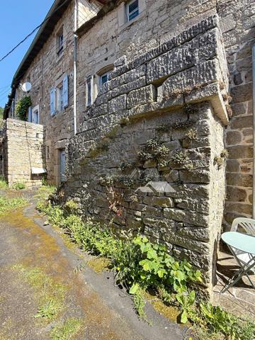 Saint-Beauzély (12620) Maison à rénover entièrement