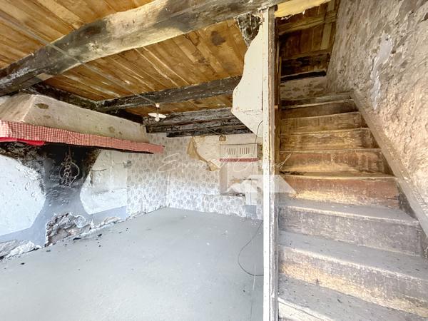 Saint-Beauzély (12620) Maison à rénover entièrement