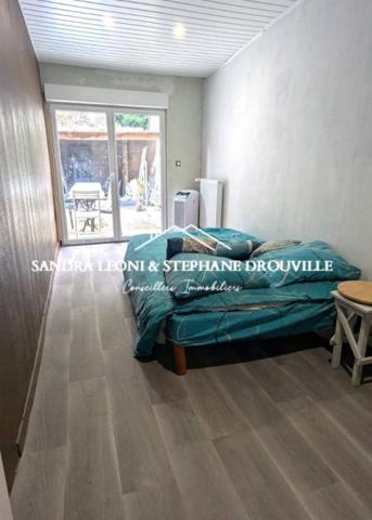 PROCHE EPERNON MAINTENON CHARMANTE MAISON RENOVEE de 110 m², 3 chambres