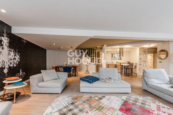 Loft Sainte Foy Les Lyon / Lyon5 156 m2 carrez et 359 M2 de jardin -parking - climatisation et cave