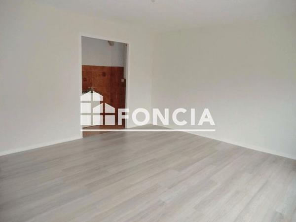 Location Studio 31.34 m² - 2 AVENUE MAL FOCH Lourdes 65100