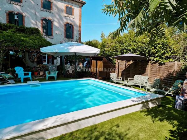 Vente Maison de village 6 pièces 335 m2 à Castres