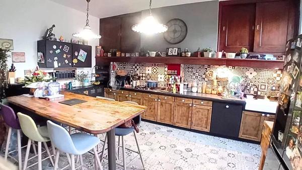 Vente Maison de village 6 pièces 335 m2 à Castres