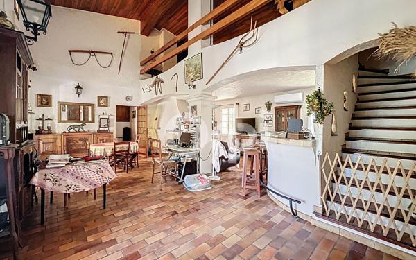 Maison à vendre    4 pièces • 174,18 m2 Lorgues