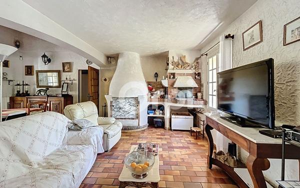 Maison à vendre    4 pièces • 174,18 m2 Lorgues