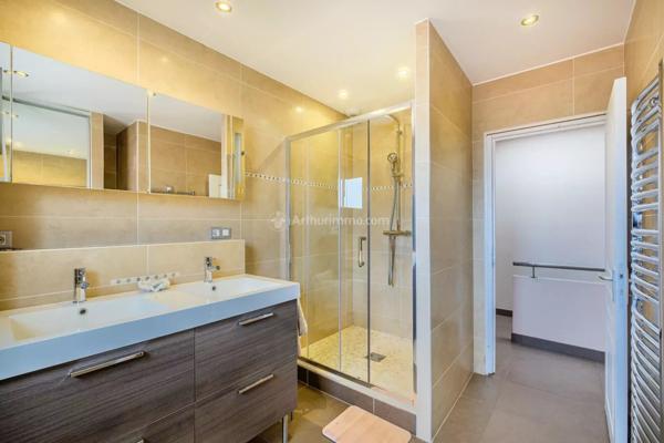 Vente Maison 6 pièces 170 m2 à Villeurbanne