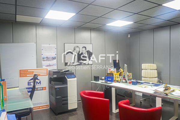 À VENDRE – LOCAL COMMERCIAL + APPARTEMENT T5 – BORGO (ZONE ARTISANALE / VALROSE)