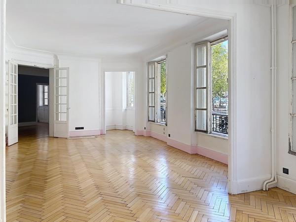 Appartement de 189 m² aux volumes exceptionnels, au cœur de la ville