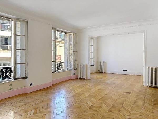 Appartement de 189 m² aux volumes exceptionnels, au cœur de la ville