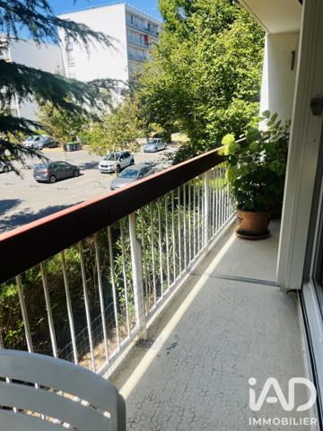 Appartement à vendre 3 pièces 69 m² Chilly-Mazarin
