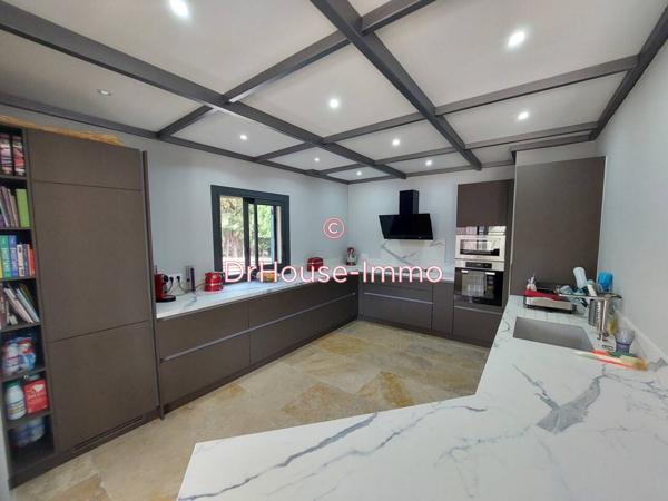 Maison à vendre 8 pièces de 200 m²