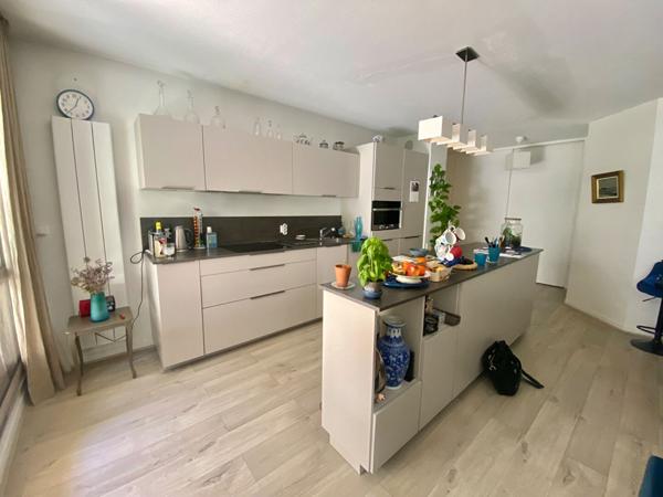 A VENDRE Aix En Provence 3 piéces 78 m² avec jardin et garage dans résidence standing centre ville calme