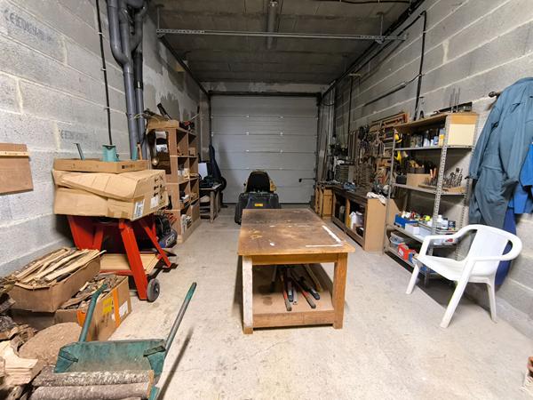 Maison plain-pied proche Prayssac 124m², 2 garages, terrain 8000m².