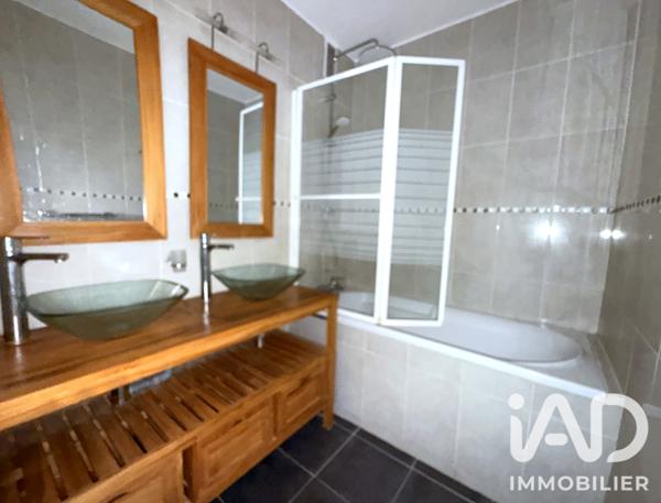Appartement à vendre 3 pièces 64,7 m² Courbevoie