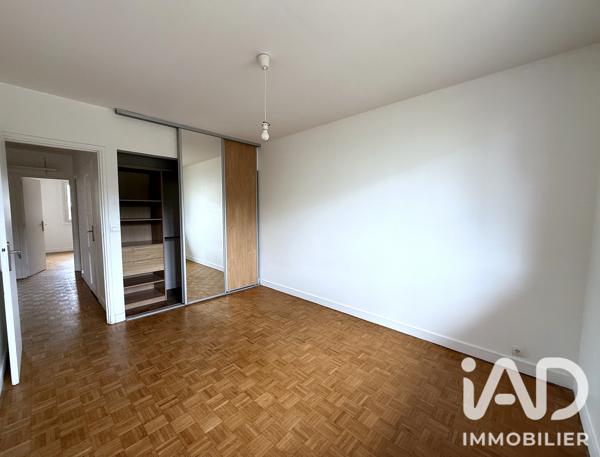 Appartement à vendre 3 pièces 64,7 m² Courbevoie