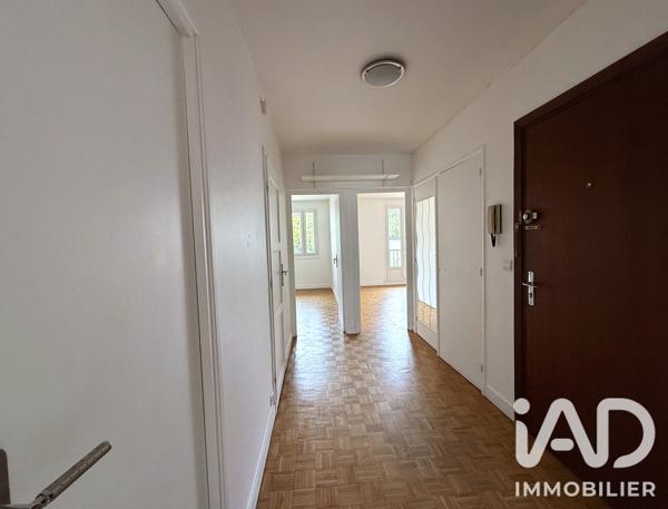 Appartement à vendre 3 pièces 64,7 m² Courbevoie