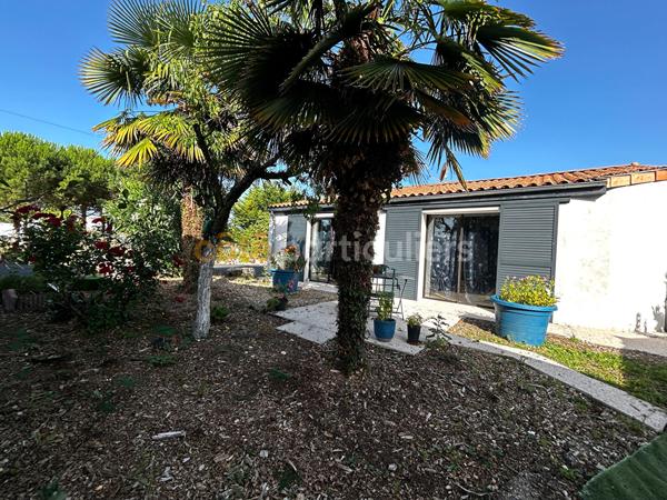 Vente
                Maison171 m² - 6 Pièces -
                    ARVERT (17530)