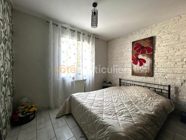 Vente
                Maison171 m² - 6 Pièces -
                    ARVERT (17530)