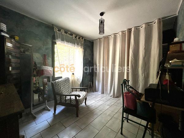 Vente
                Maison171 m² - 6 Pièces -
                    ARVERT (17530)