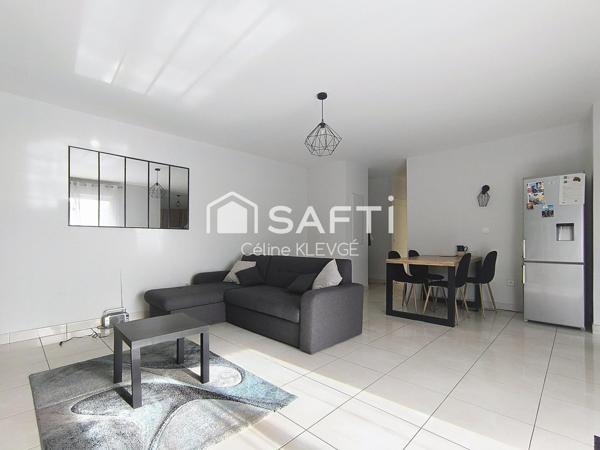 APPARTEMENT T3 MEUBLE 61M² TERRASSE ET PARKING