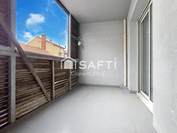 APPARTEMENT T3 MEUBLE 61M² TERRASSE ET PARKING