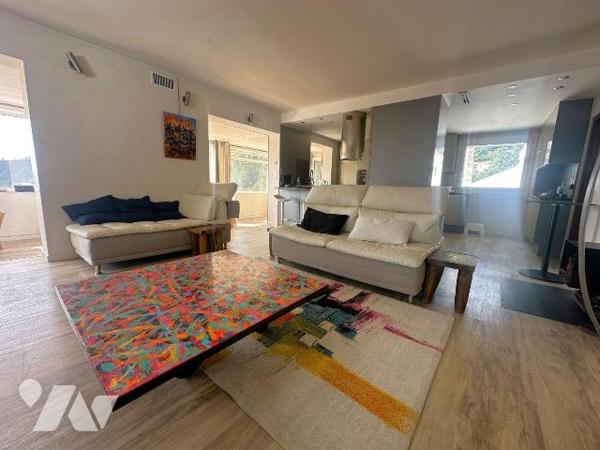  A VENDRE TOULON (VAR) 83200 MAISON VUE MER T4 TOTALISANT ENVIRON 149 M2 ET ANNEXES - TERRAIN 6...