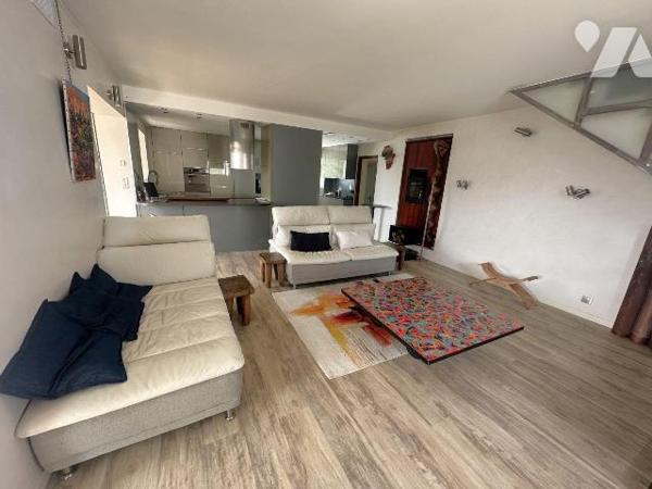  A VENDRE TOULON (VAR) 83200 MAISON VUE MER T4 TOTALISANT ENVIRON 149 M2 ET ANNEXES - TERRAIN 6...