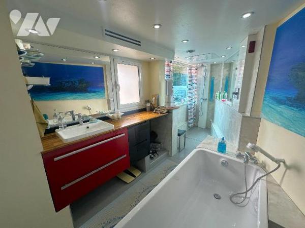  A VENDRE TOULON (VAR) 83200 MAISON VUE MER T4 TOTALISANT ENVIRON 149 M2 ET ANNEXES - TERRAIN 6...