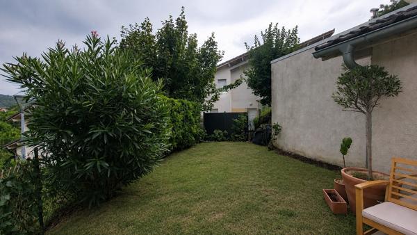 Maison
         3 pièces
        - 77 m² Exclusivité 255 000 € *