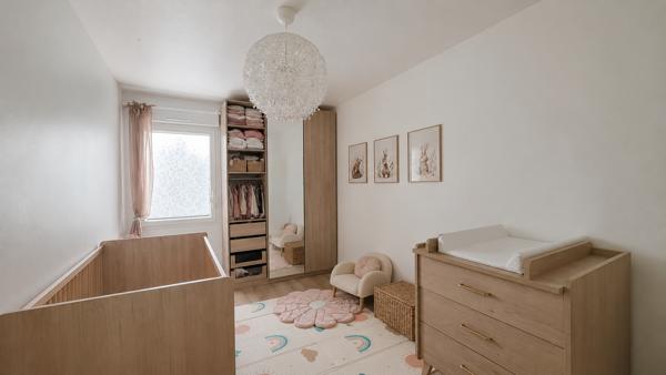 Maison
         3 pièces
        - 77 m² Exclusivité 255 000 € *