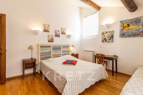 Vaison la Romaine - Propriété en pierre à vendre avec vue panoramique sur Vaison la Romaine
