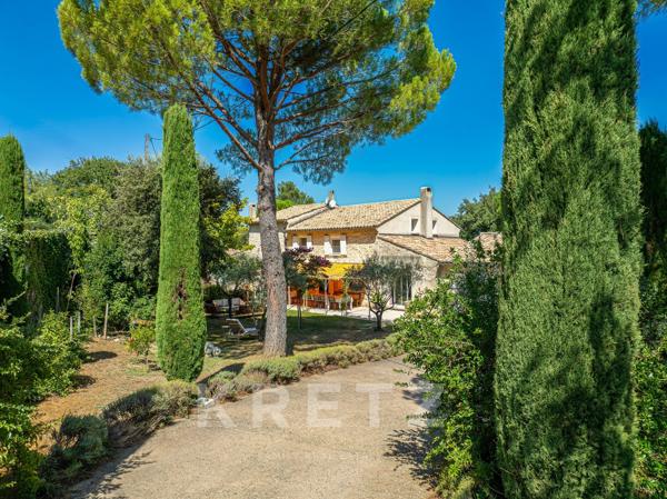 Vaison la Romaine - Propriété en pierre à vendre avec vue panoramique sur Vaison la Romaine