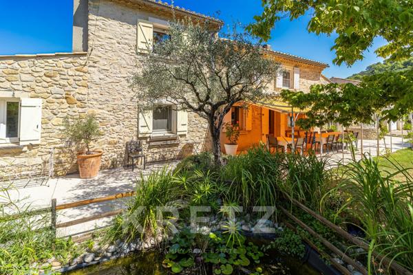 Vaison la Romaine - Propriété en pierre à vendre avec vue panoramique sur Vaison la Romaine