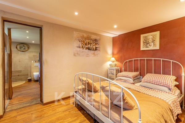 Vaison la Romaine - Propriété en pierre à vendre avec vue panoramique sur Vaison la Romaine