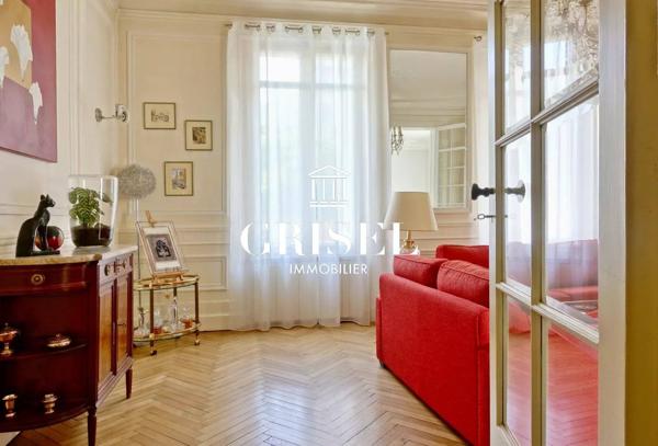 MAISON 10 PIÈCES BORDEAUX SAINT-SEURIN