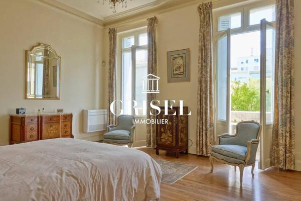 MAISON 10 PIÈCES BORDEAUX SAINT-SEURIN