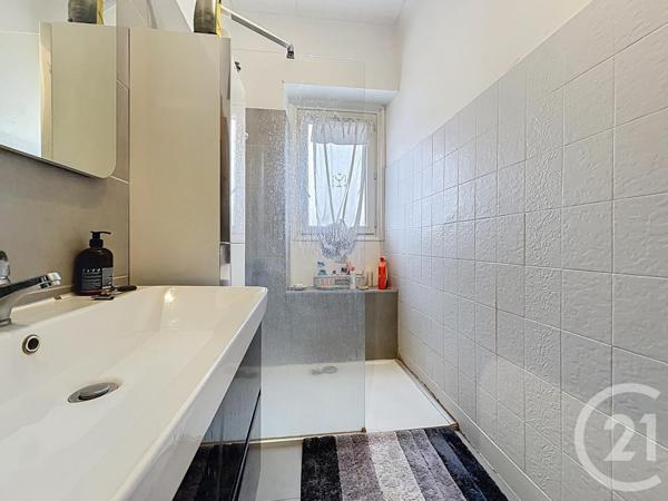 Maison à vendre  10 pièces - 230 m2 BAGNOLS SUR CEZE - 30