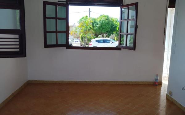 Maison à louer    6 pièces • 147 m2 Sainte-Luce