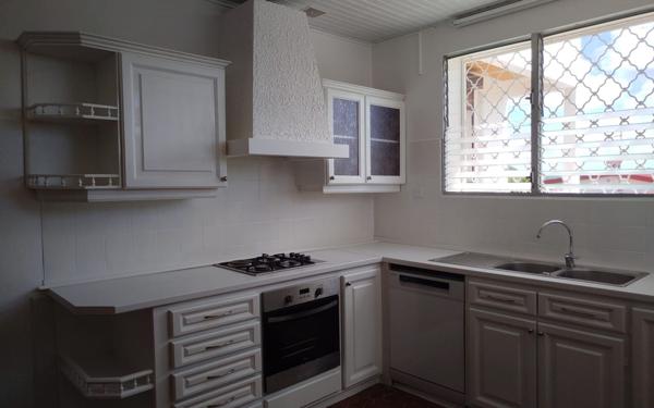 Maison à louer    6 pièces • 147 m2 Sainte-Luce