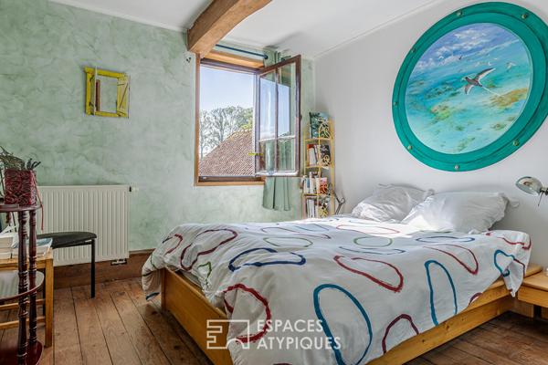 Fermette picarde avec atelier d’artiste et dépendances en campagne samarienne