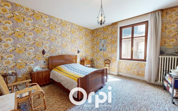 Maison à vendre    7 pièces •  Longwy