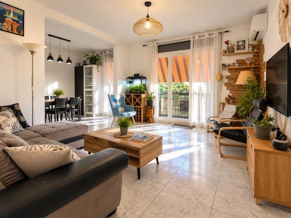 LUMINEUX APPARTEMENT 5 PIECES 90M2 AVEC ASCENCEUR