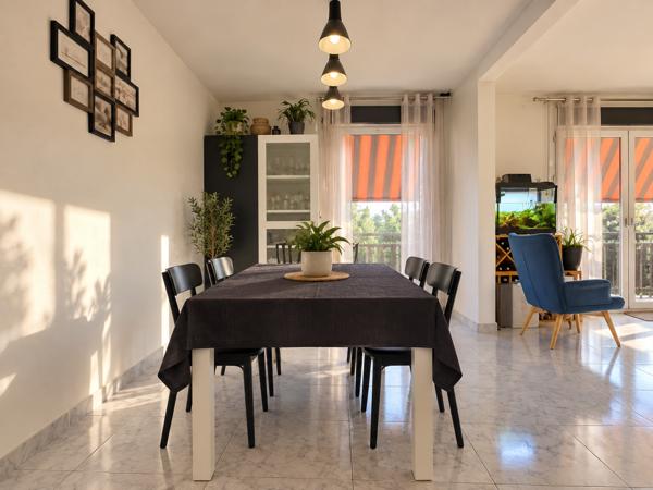 LUMINEUX APPARTEMENT 5 PIECES 90M2 AVEC ASCENCEUR