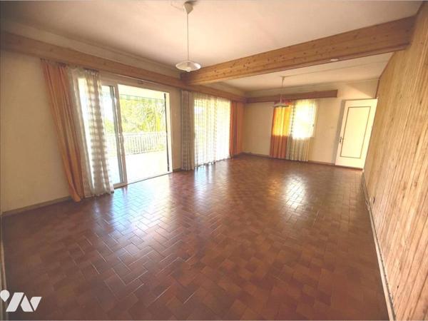 LE TAMPON LA POINTE Villa sur  Grand Terrain Arboré