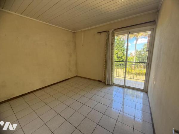 LE TAMPON LA POINTE Villa sur  Grand Terrain Arboré