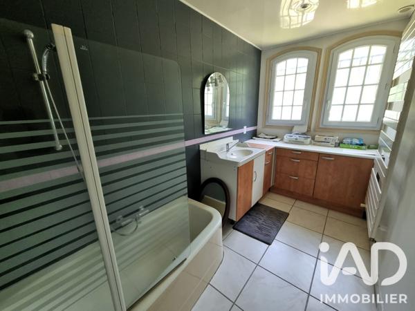 Maison à vendre 9 pièces 220 m² Boutigny-sur-Essonne