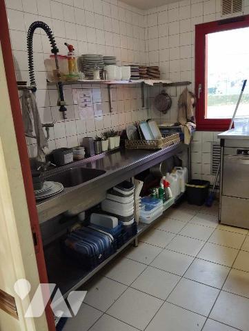 FONDS DE COMMERCE : RESTAURANT PIZZERIA - A vendre sur la commune de Isigny-le-Buat - Cette aff...